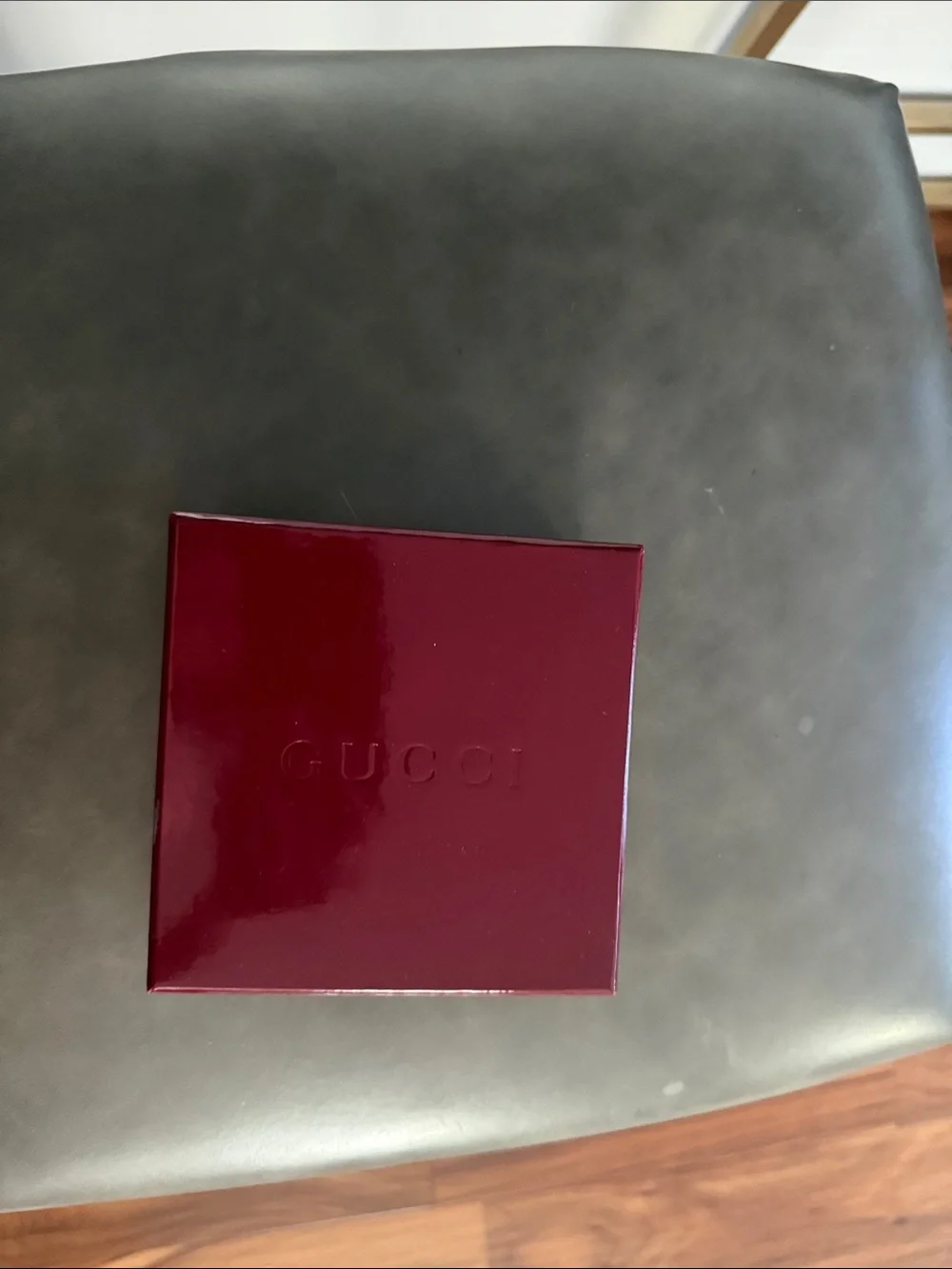 Gucci Red Gloss Logo Boxes + small fabrics bags